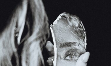 What families need to know about postpartum psychosis