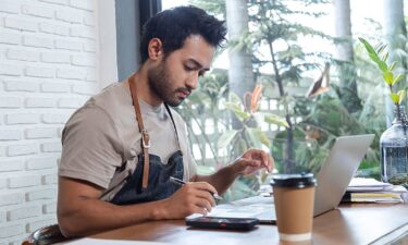 6 reminder email templates for small business waiting up to a month to get paid