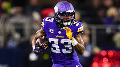 Former Packer Aaron Jones leads Minnesota's comeback win over Green Bay