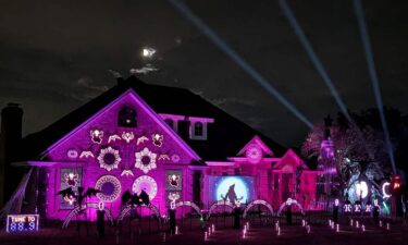 Boo-yeah! These Halloween lawns are frightfully cool