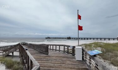CNN’s crew captured current beach conditions in Gulf Shores